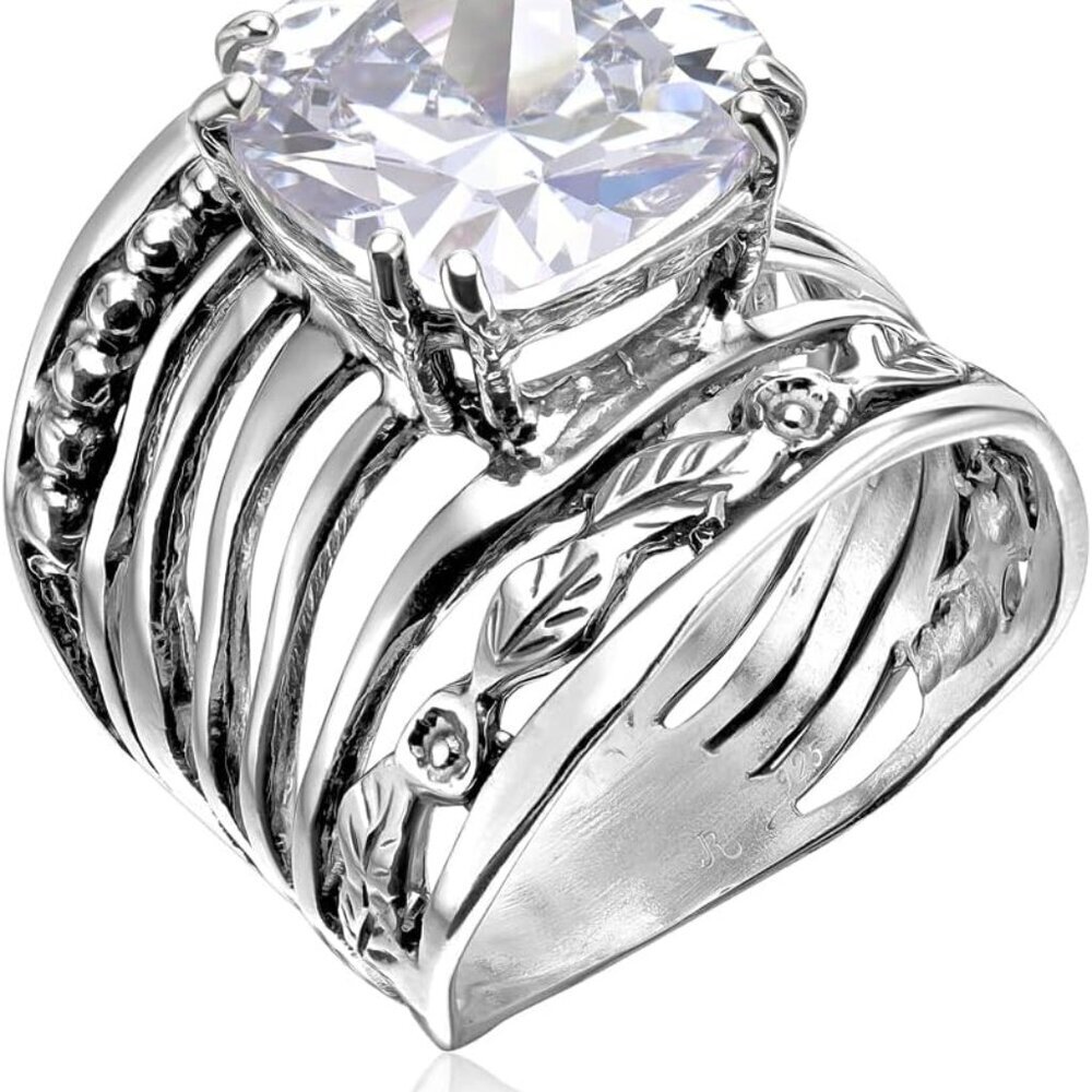 925 Sterling Silver Ring with 12mm Cushion Shaped Cubic Zirconia Vintage Design